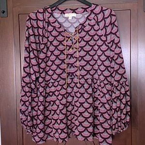 Michael Kors Purple Scalloped blouse with Gold Chain.  Plus Size 3X